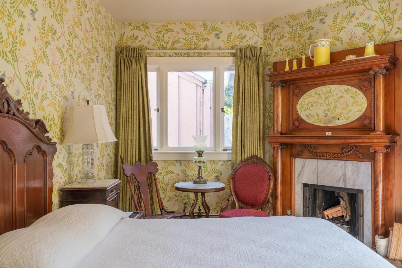 Martine Inn Pacific Grove Buitenkant foto